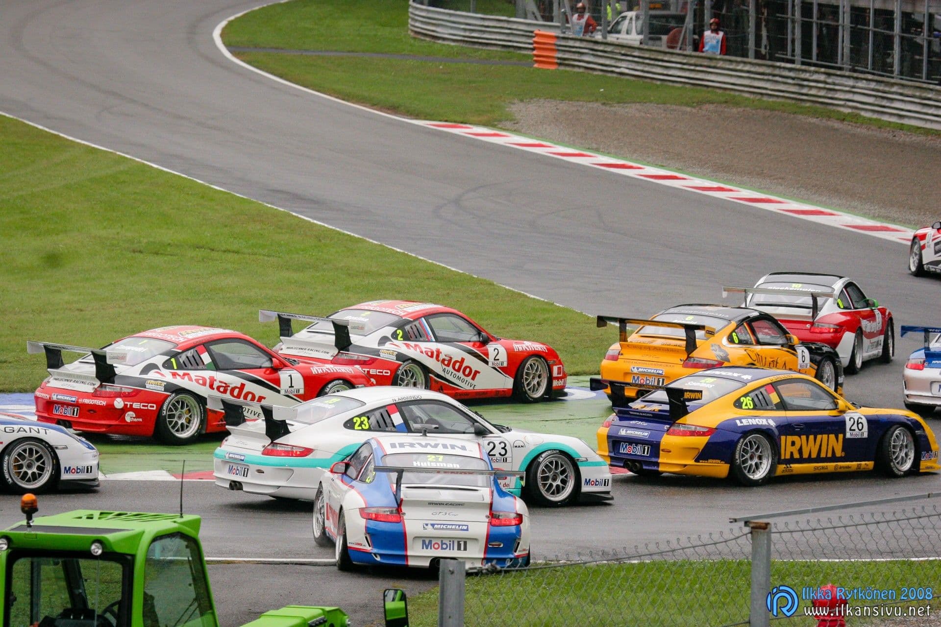 Porsche Supercupin startti