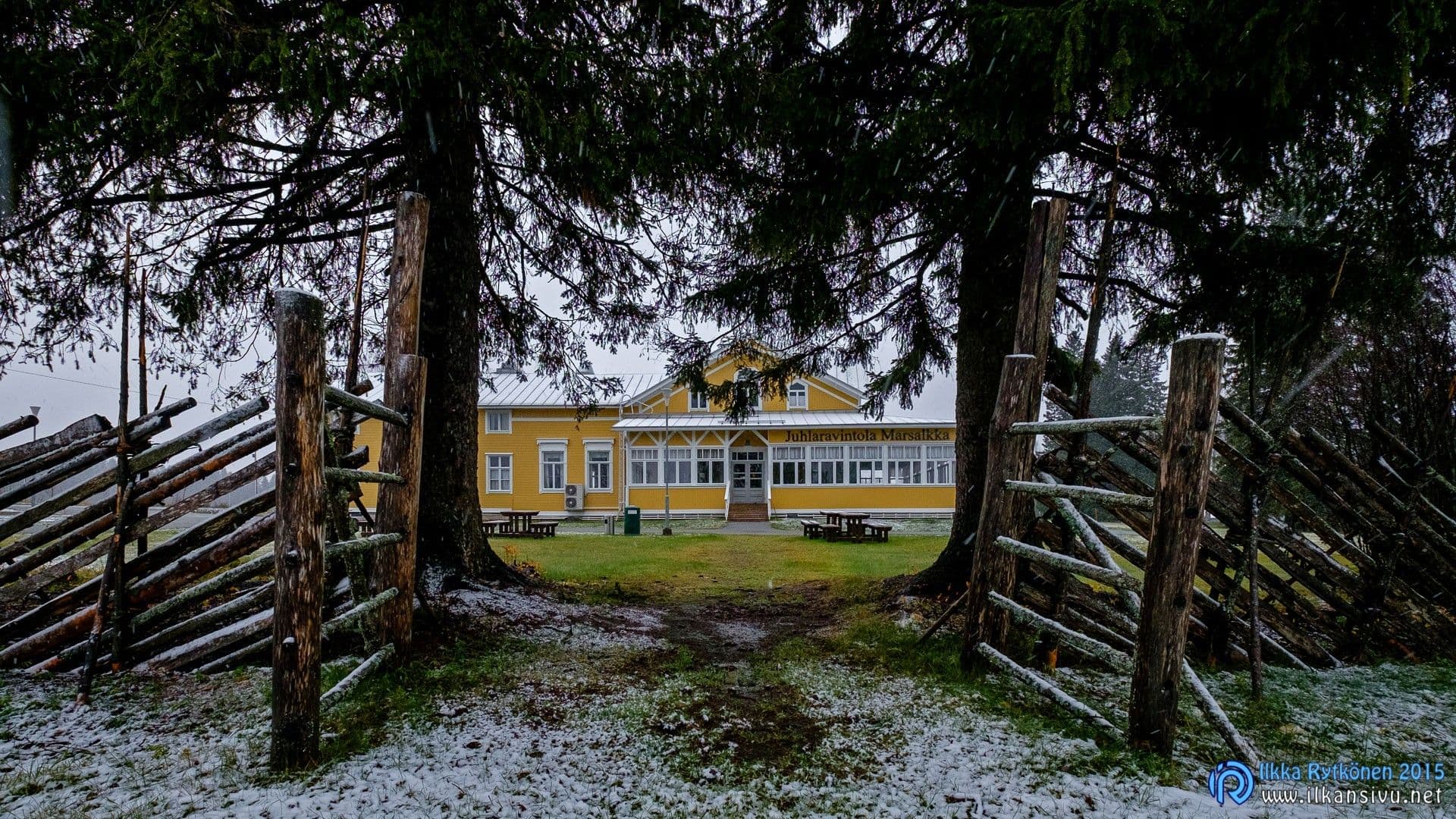 Juhlaravintola Marsalkka, 10 mm, 1/125 s, ƒ/6.4, ISO 1250