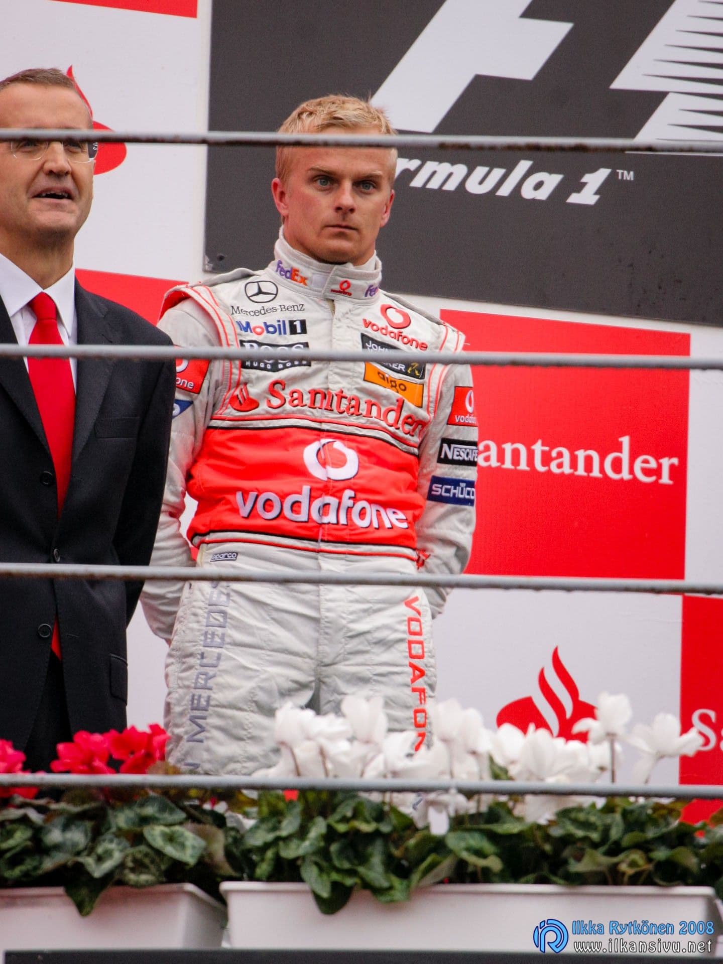 Heikki Kovalainen pettyneenä toiseen sijaan