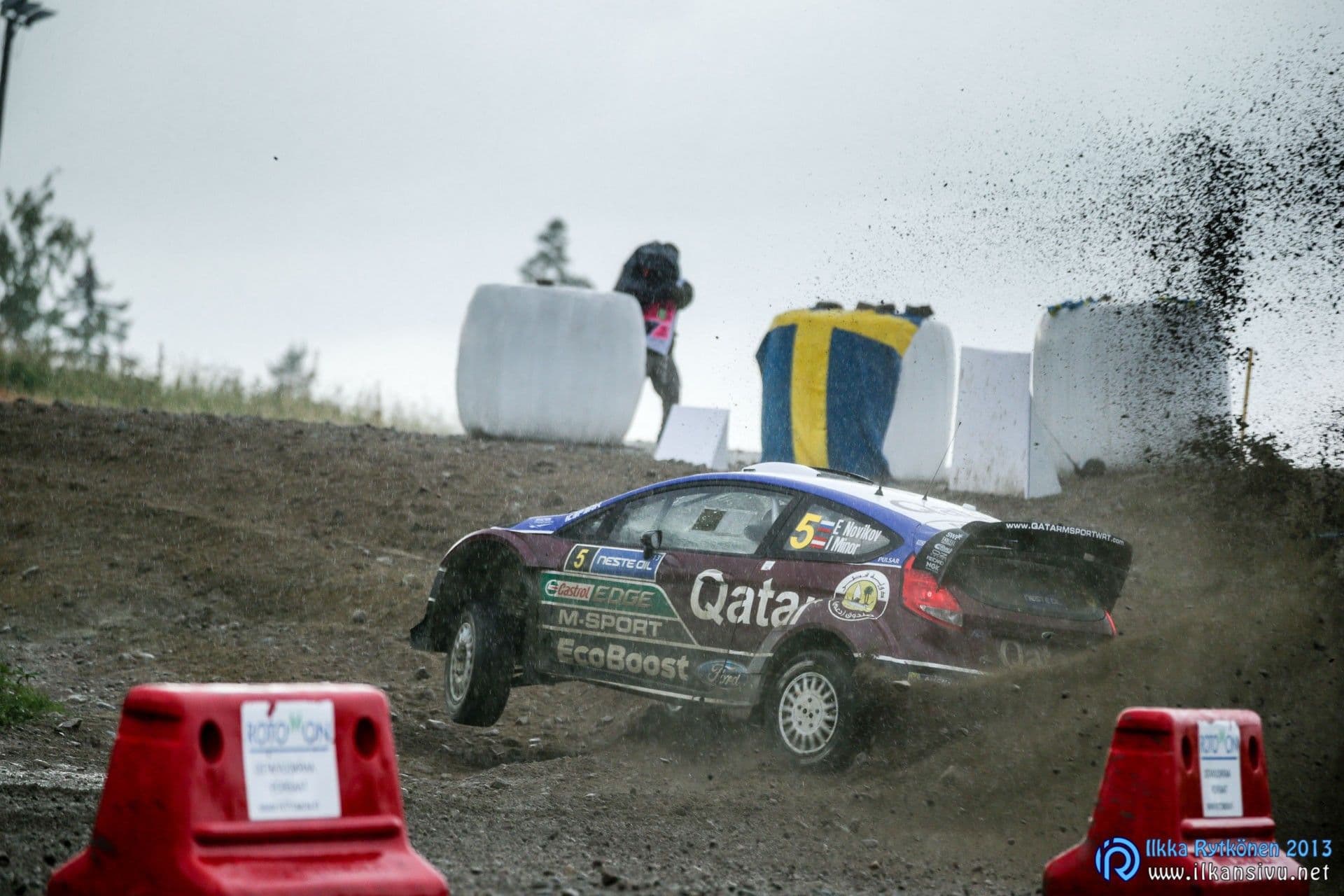 1/400 s, f/4, ISO 500, 265 mm, EF70-200mm f/2.8L IS II USM +1.4x III, Neste Oil Rally Finland 2013, Evgeny Novikov